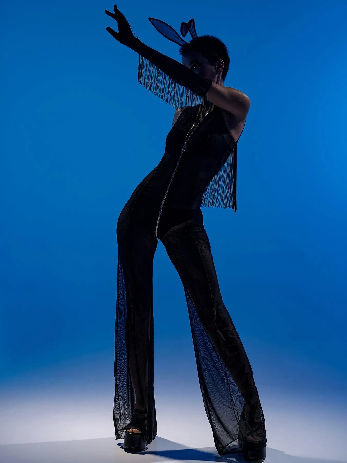 LONG MESH GLOVES WITH FRINGE